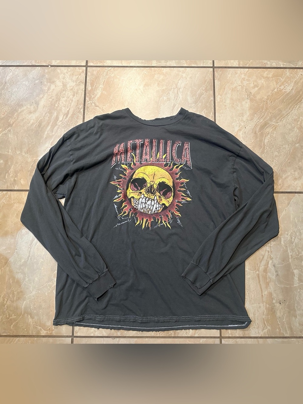 Grey Metallica Sun" vintage-wash long sleeve t-shirt Size L